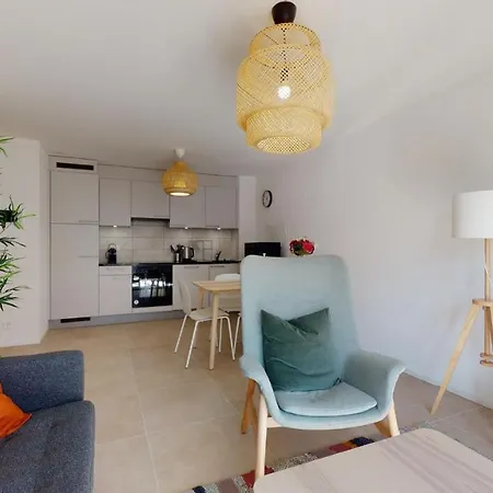 Apartment At 10min From Payerne, Fully Equipped Vers chez Perrin