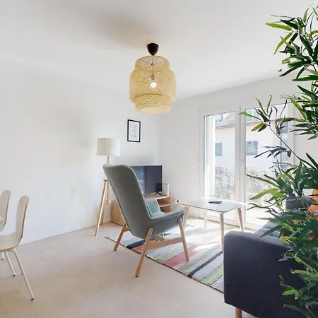 At 10min From Payerne, Fully Equipped Apartment